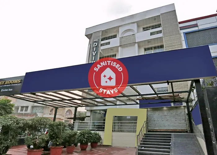 Oyo Townhouse 690 Hotel Admire Inn