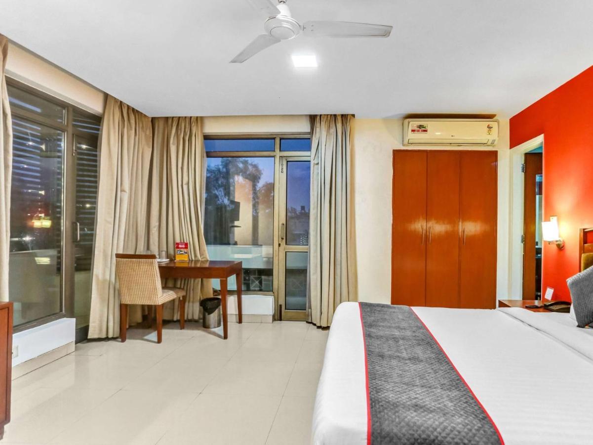 Hotel Oyo Townhouse 690 Admire 4*