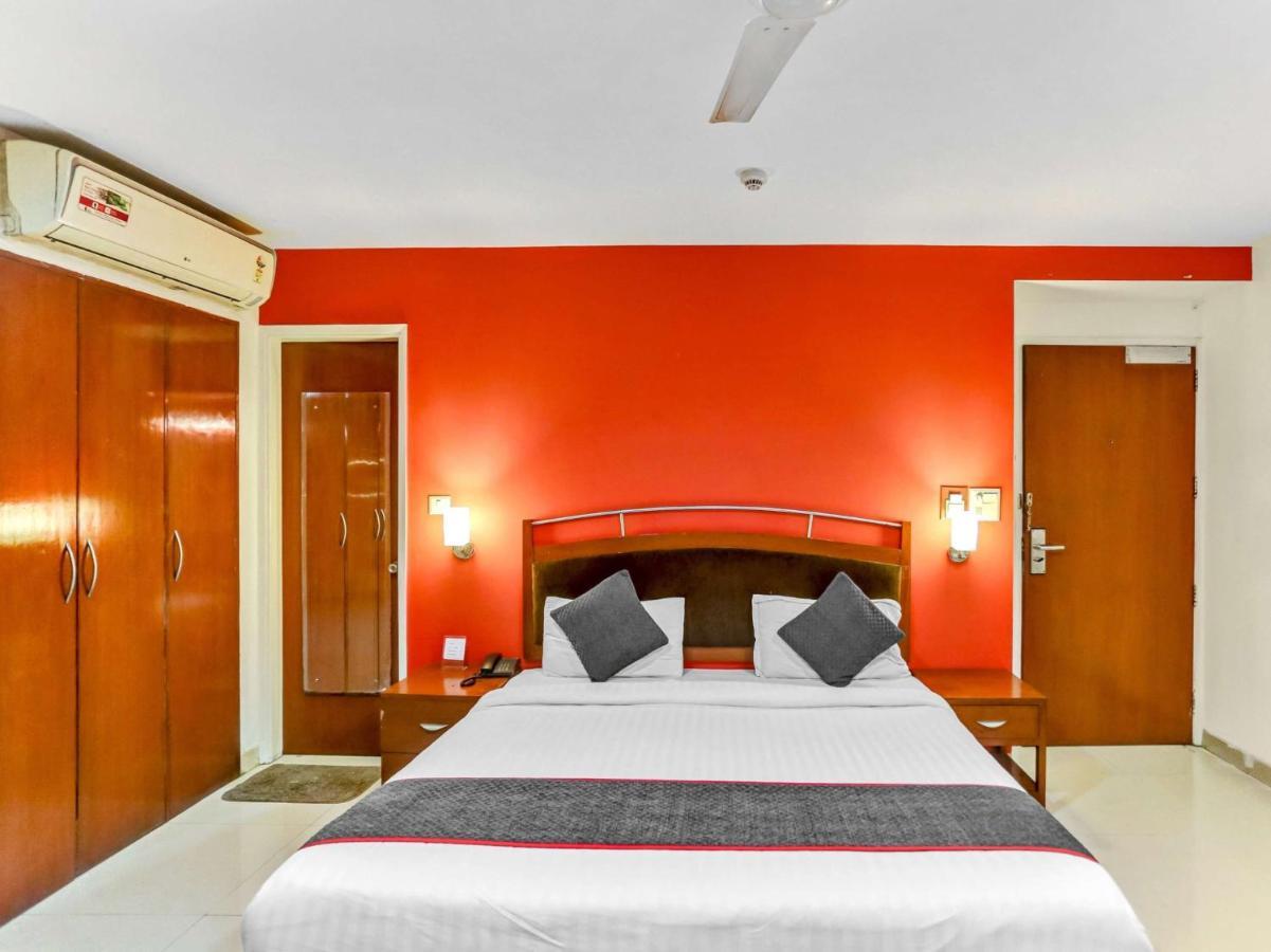 Oyo Townhouse 690 Admire Hotel 4*
